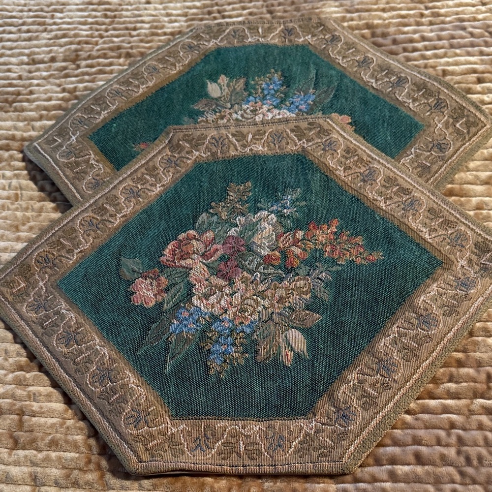 Vintage Floral Tapestry Decor Set of 2